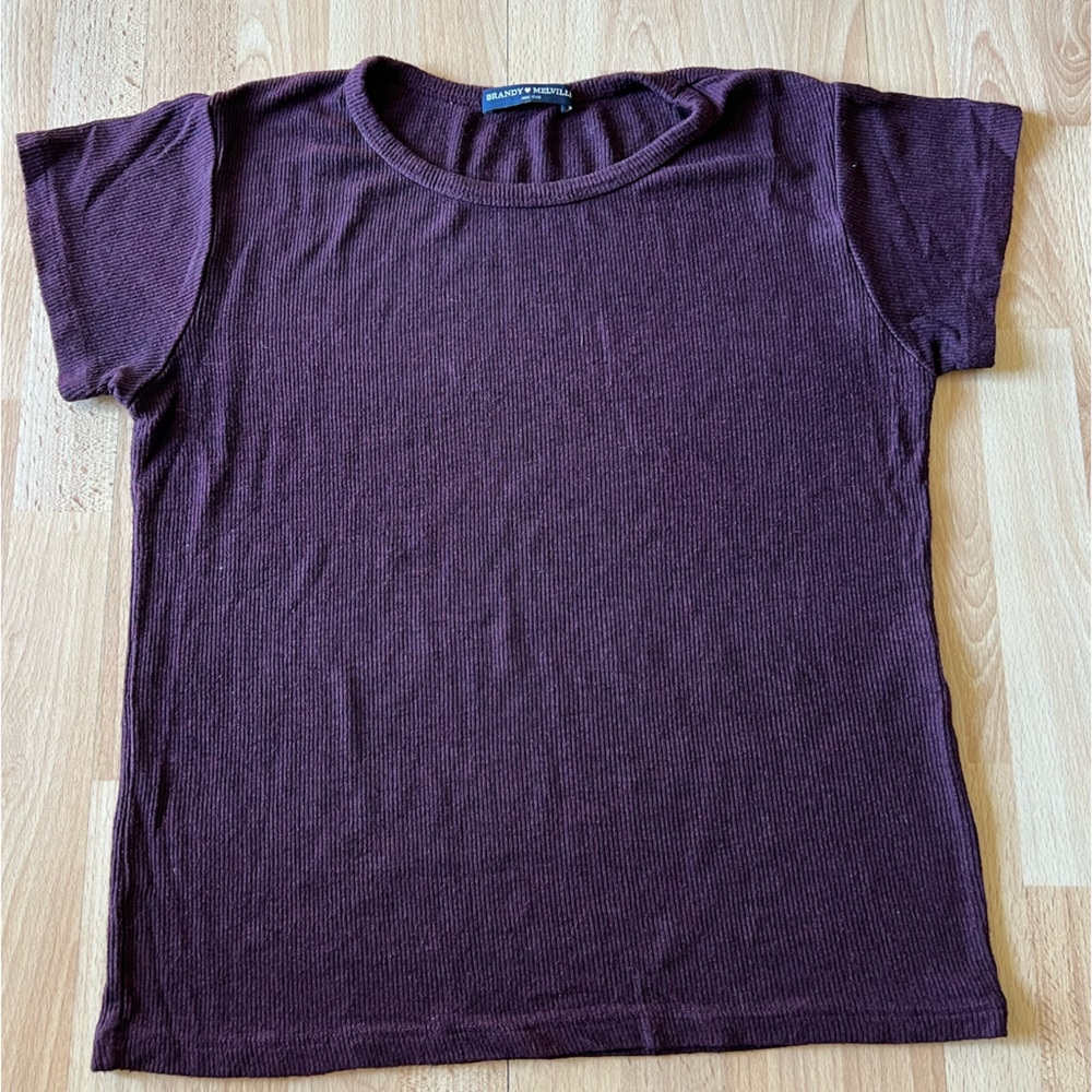 3/$15 Burgundy brandy melville tee one size